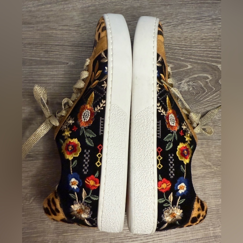 Johnny Was Acacia Leopard Sneakers Size 6 - Picture 4 of 11